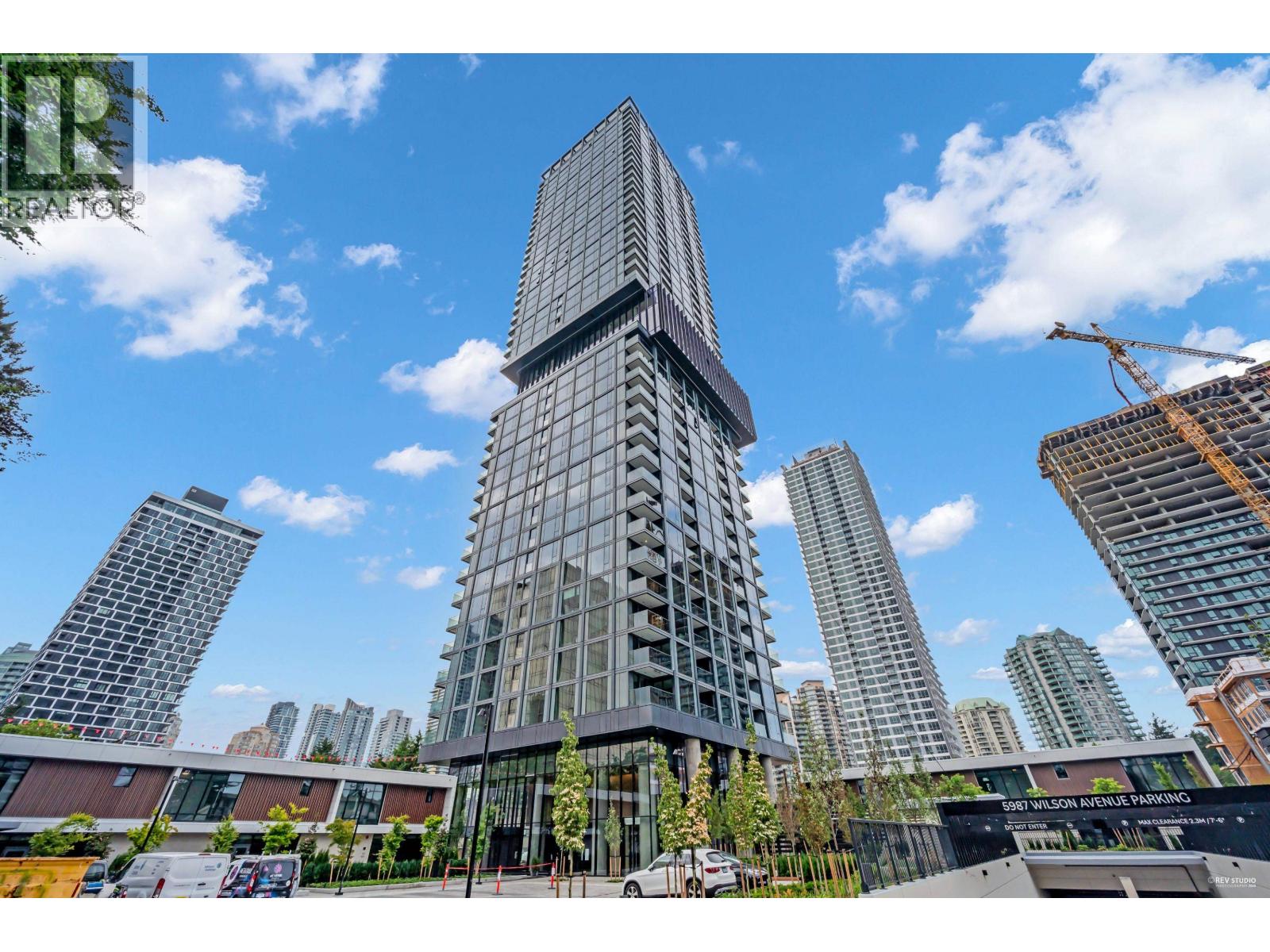 3908 5987 WILSON AVENUE, Burnaby, British Columbia