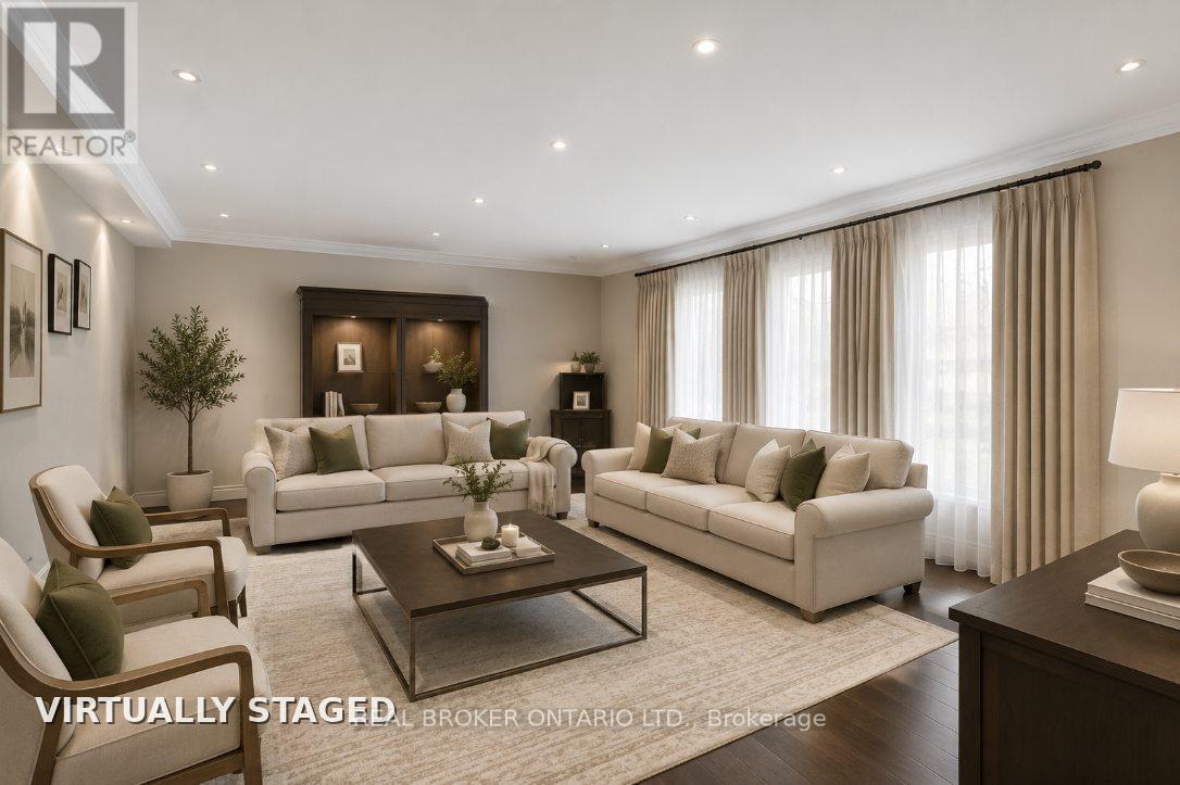 2145 Oneida Crescent, Mississauga, Ontario  L5C 1V7 - Photo 7 - W12924292