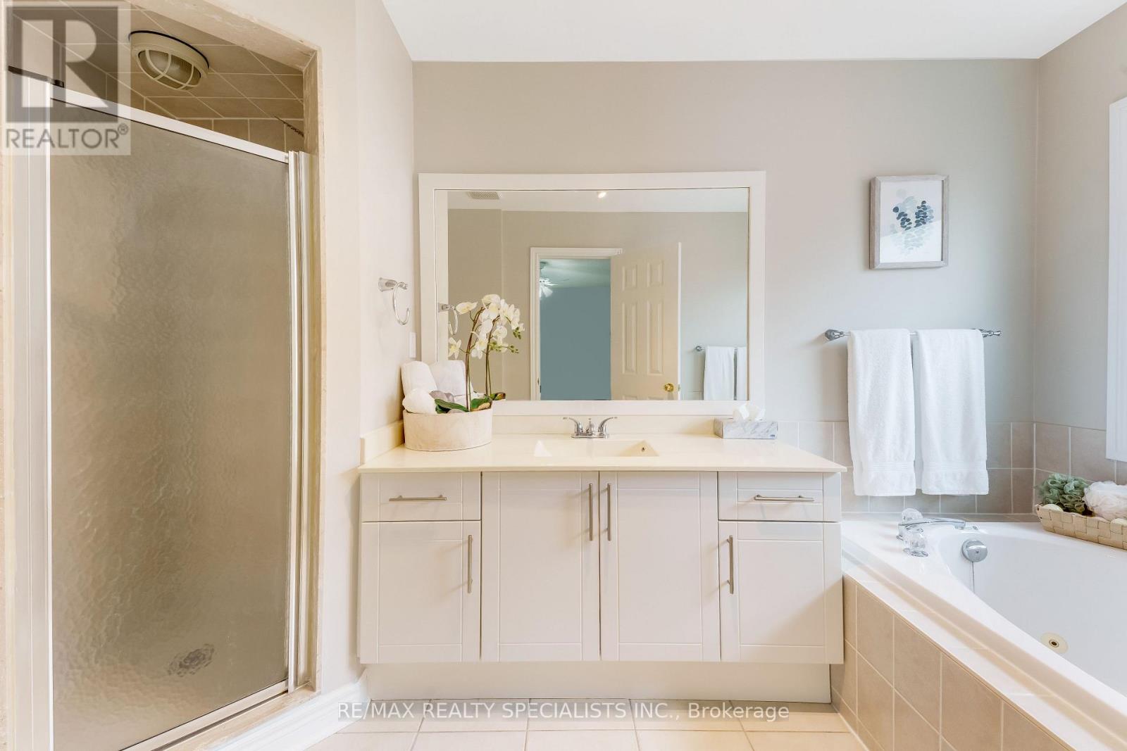 54 Red Plant Crescent, Brampton, Ontario  L7A 1V8 - Photo 17 - W13437352