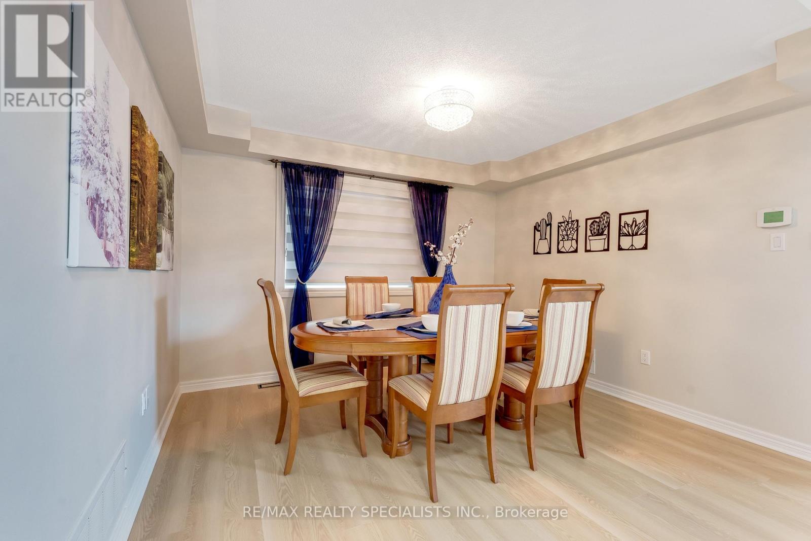 54 Red Plant Crescent, Brampton, Ontario  L7A 1V8 - Photo 12 - W13437352