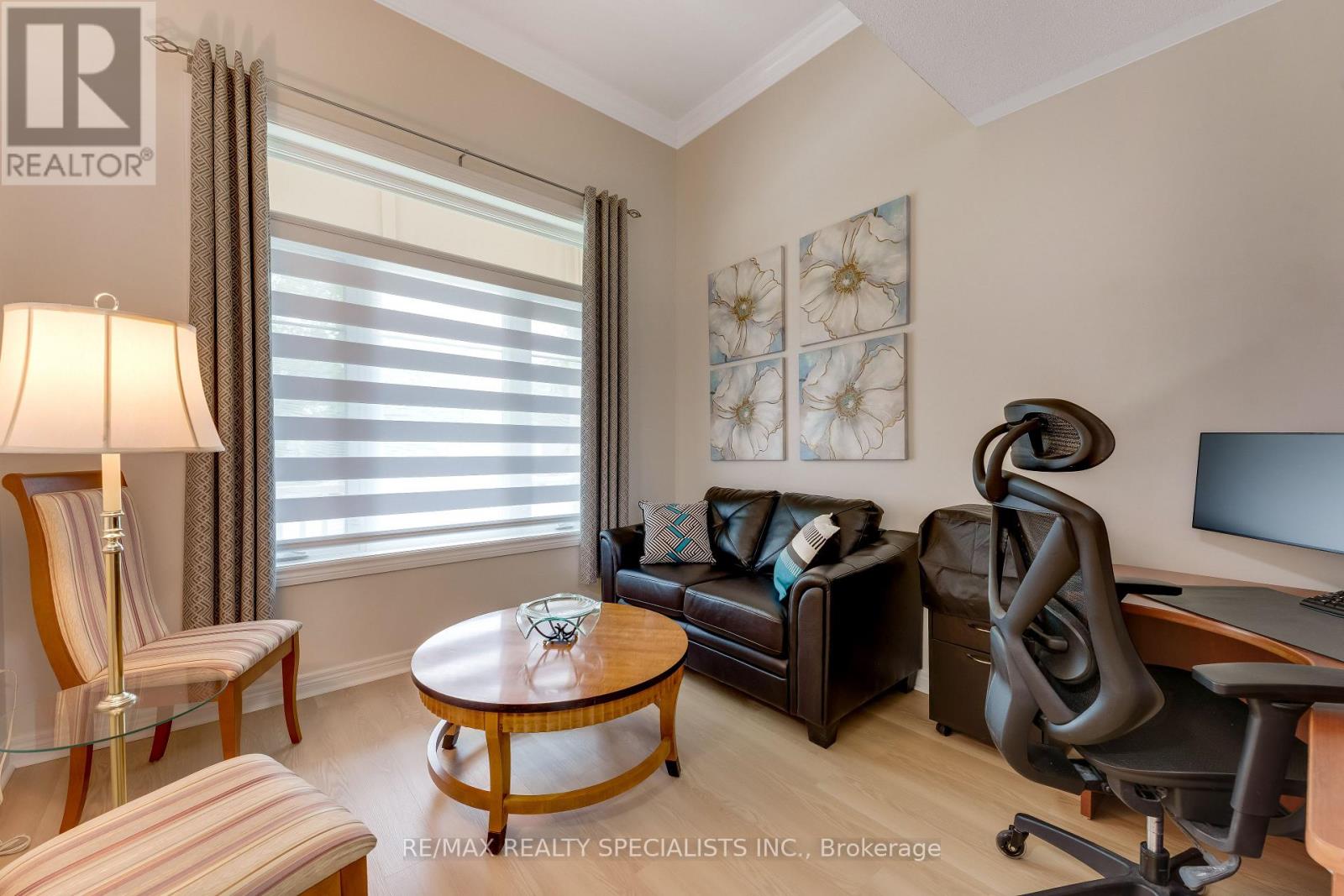 54 Red Plant Crescent, Brampton, Ontario  L7A 1V8 - Photo 4 - W13437352
