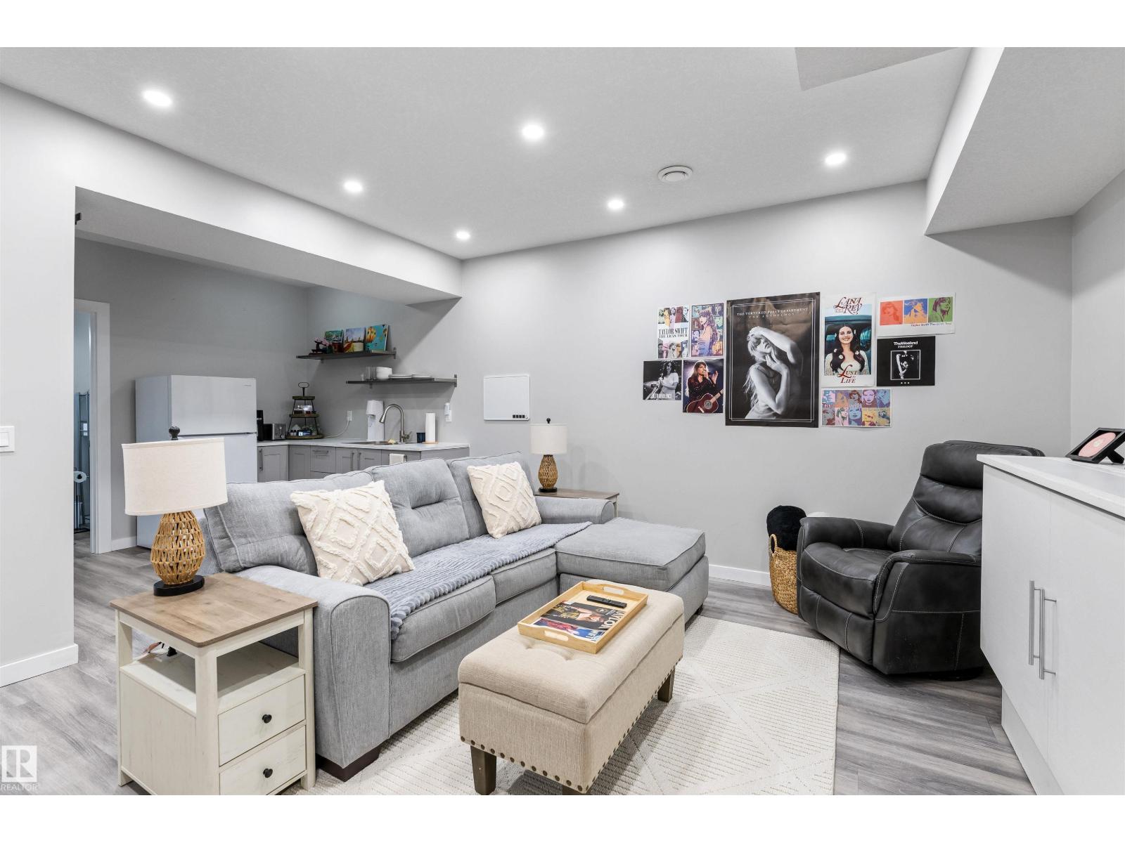 217 Griesbach Rd Nw, Edmonton, Alberta  T5E 6S5 - Photo 31 - E4493392