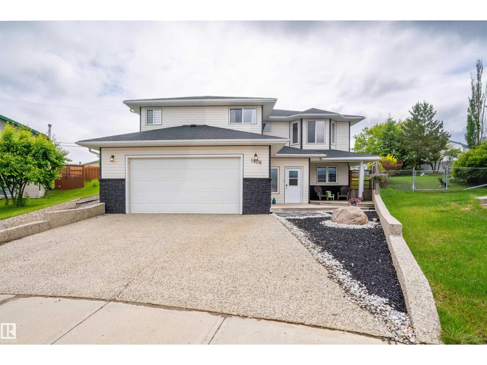 1808 7 ST, cold lake, Alberta