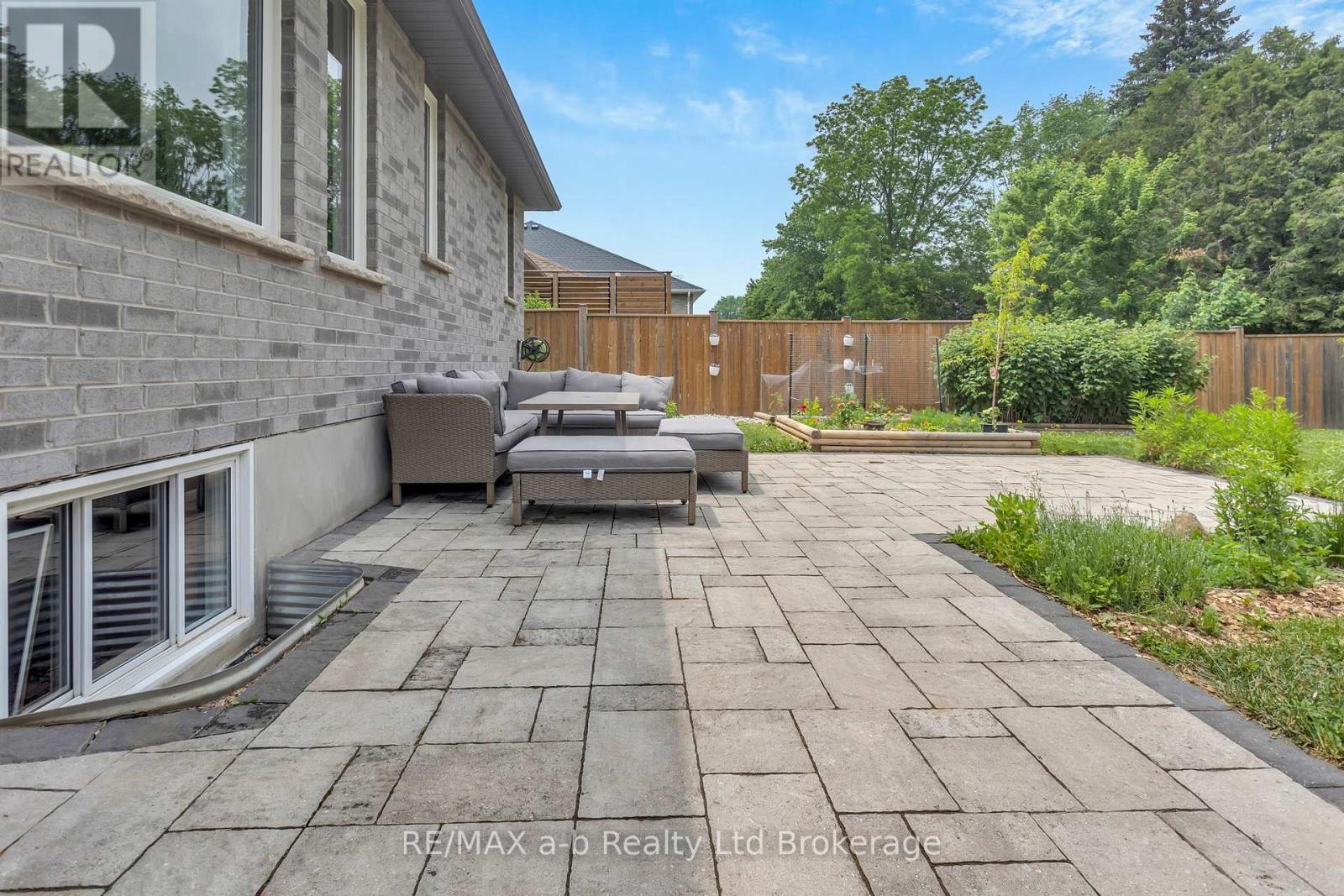 231 Wilson Avenue, Tillsonburg, Ontario  N4G 0H4 - Photo 8 - X13438330