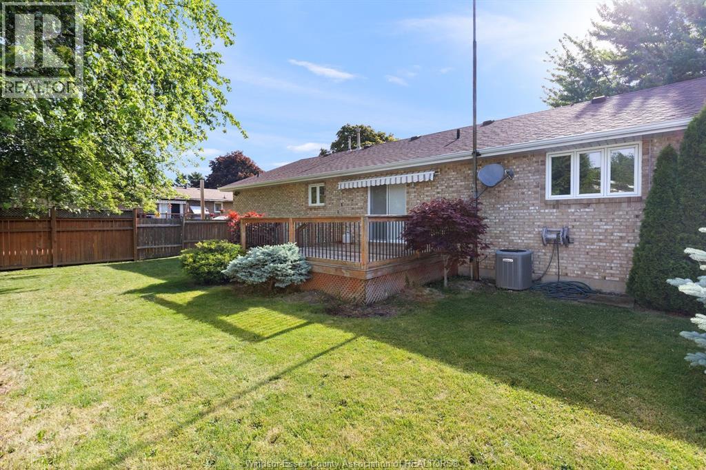 231 Oak Street, Lakeshore, Ontario N0R 1N0 - Photo 39 - 26013956