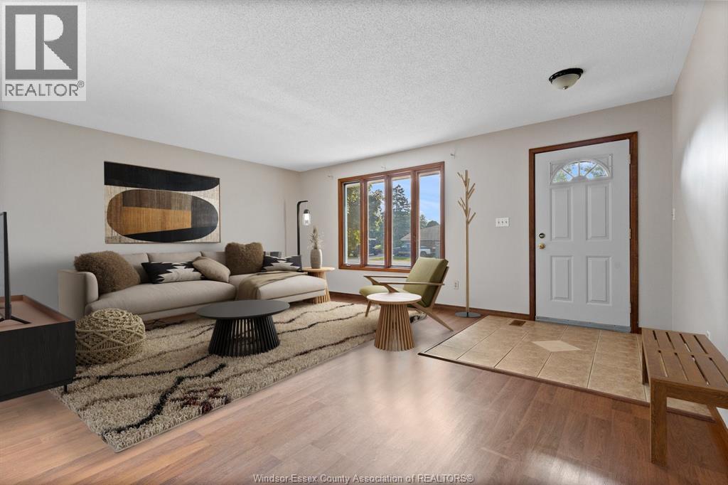 231 Oak Street, Lakeshore, Ontario N0R 1N0 - Photo 5 - 26013956