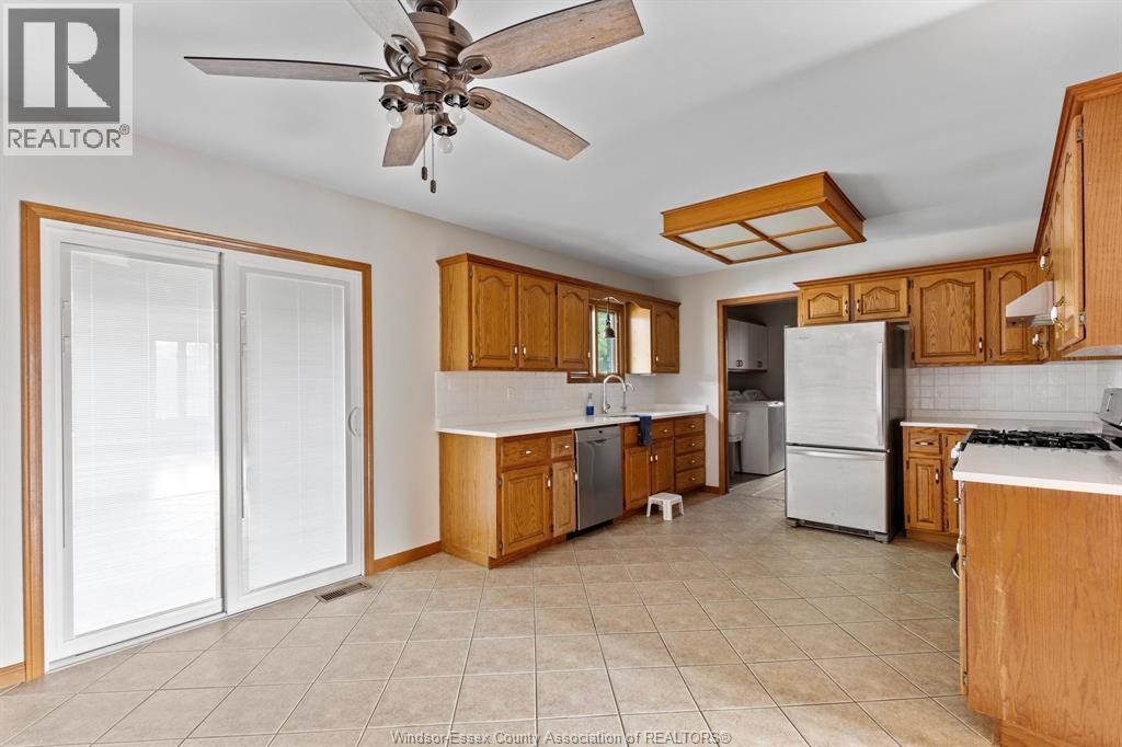 231 Oak Street, Lakeshore, Ontario N0R 1N0 - Photo 7 - 26013956