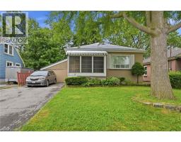 4 DUNCOMBE Drive, hamilton, Ontario
