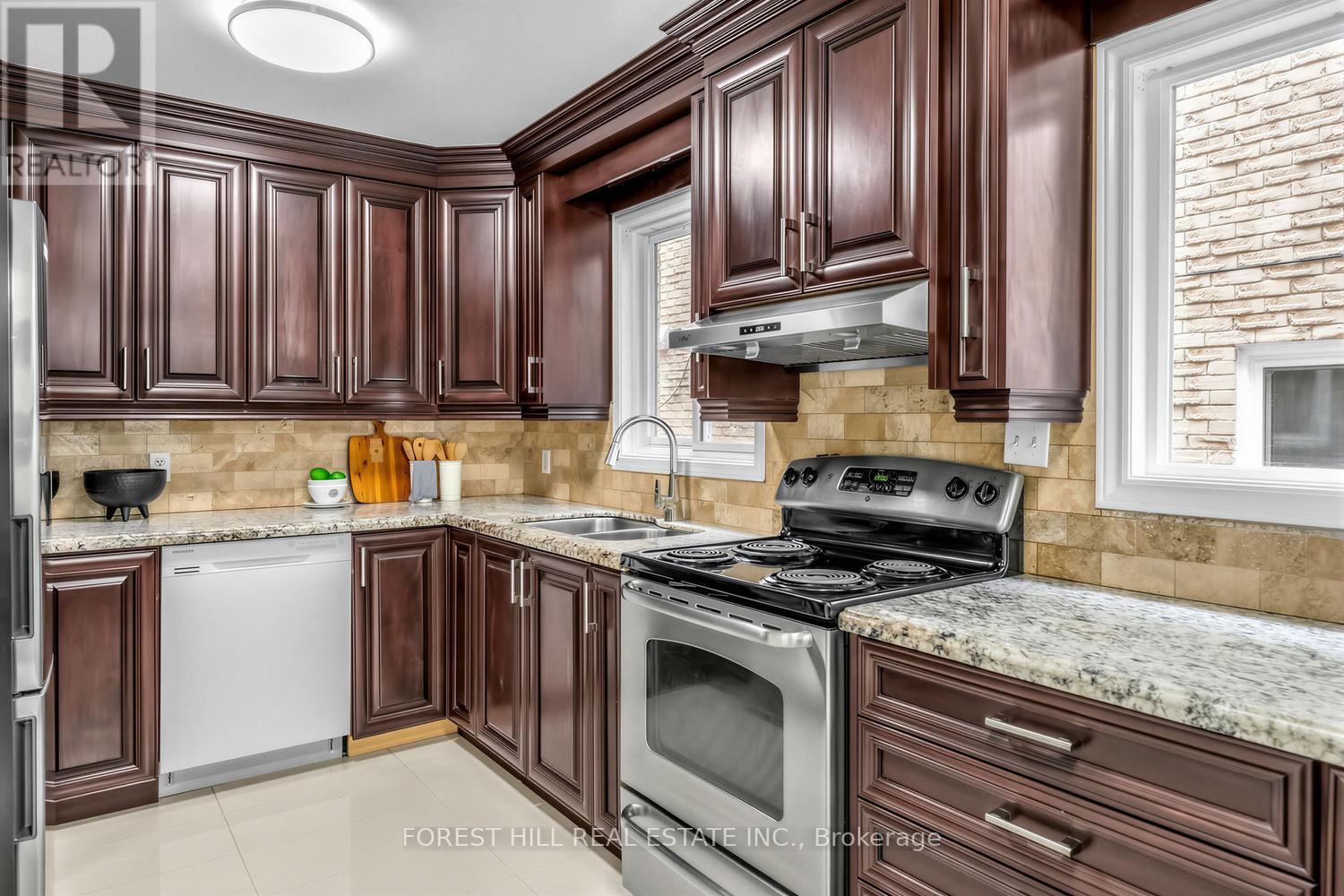 4198 Powderhorn Crescent, Mississauga, Ontario  L5L 3B9 - Photo 14 - W13437766