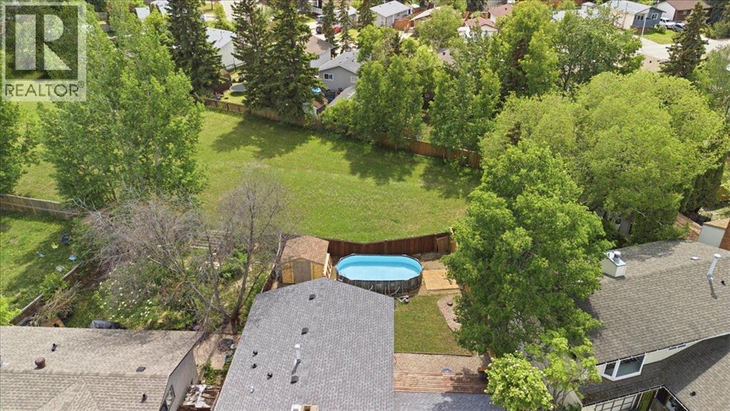 9721 75 Avenue, Grande Prairie, Alberta T8V 4X1 - Photo 3 - A2319223