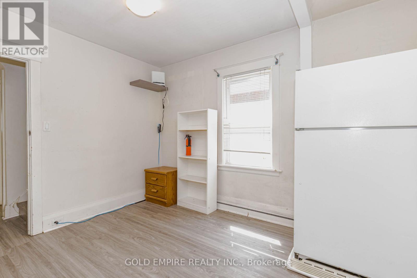 1177 King Street W, Hamilton, Ontario  L8S 1M3 - Photo 3 - X13438526
