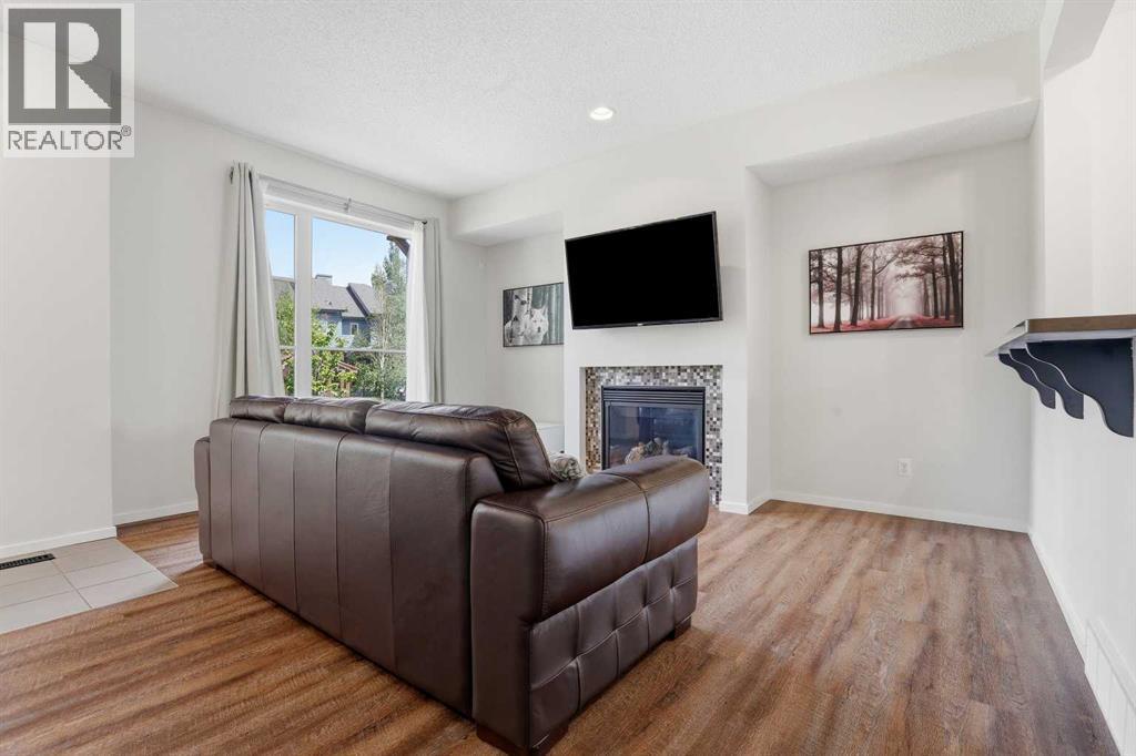 184 Chapalina Square Se, Calgary, Alberta  T2X 0L5 - Photo 6 - A2319504