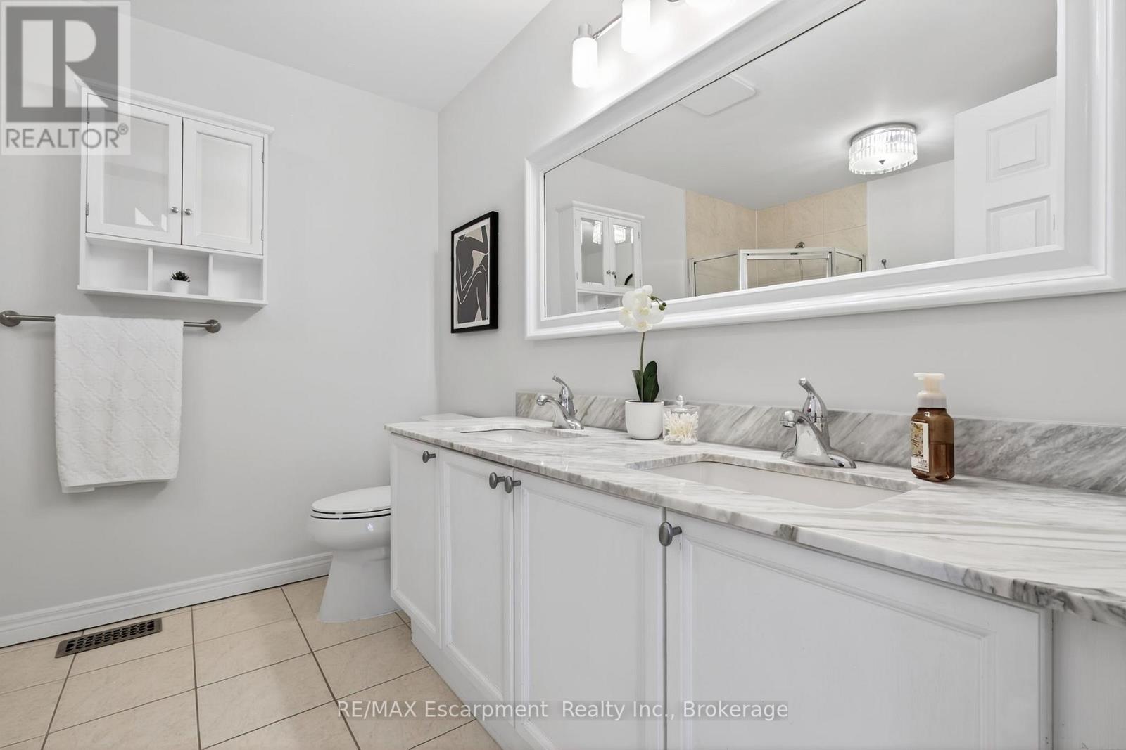 5216 Garland Crescent, Burlington, Ontario  L7L 7K9 - Photo 32 - W13438576