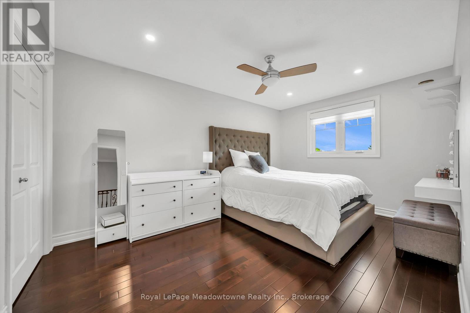 2135 Chrisdon Road, Burlington, Ontario  L7M 3S4 - Photo 10 - W13438650