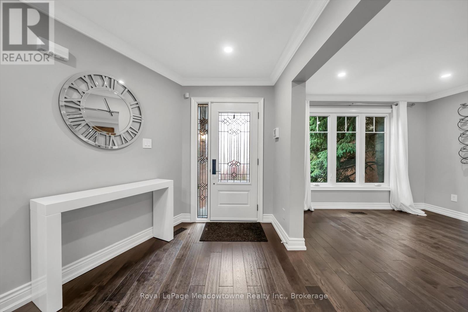 2135 Chrisdon Road, Burlington, Ontario  L7M 3S4 - Photo 3 - W13438650