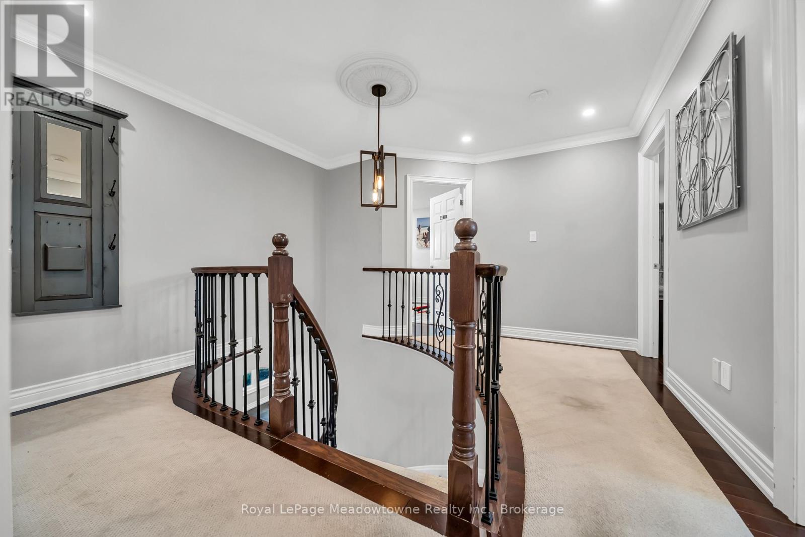 2135 Chrisdon Road, Burlington, Ontario  L7M 3S4 - Photo 9 - W13438650
