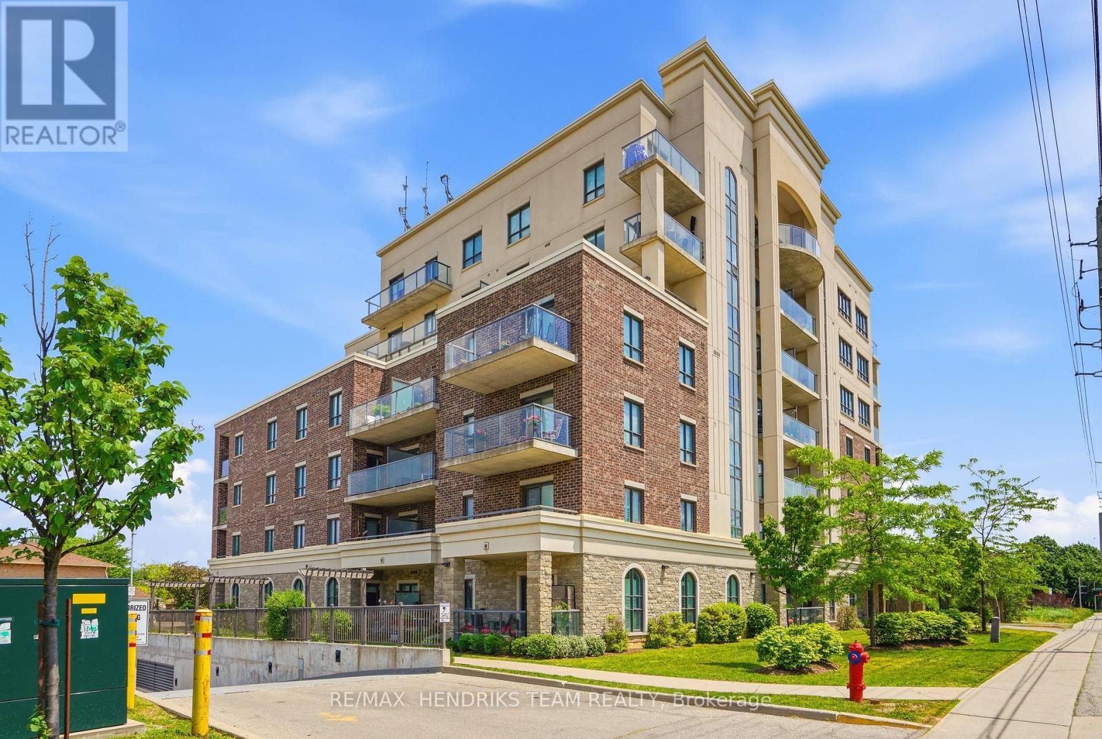 304 - 319 Highway 8, Hamilton, Ontario  L8G 0B1 - Photo 2 - X13438498