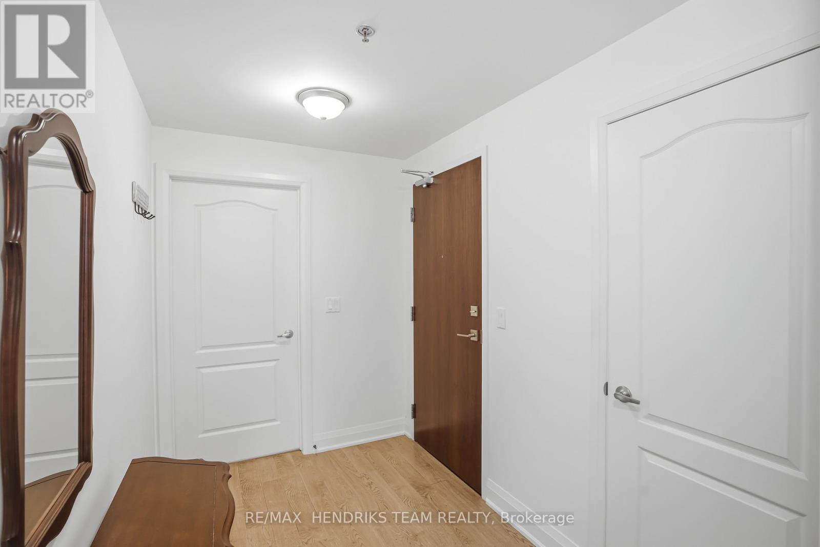 304 - 319 Highway 8, Hamilton, Ontario  L8G 0B1 - Photo 5 - X13438498