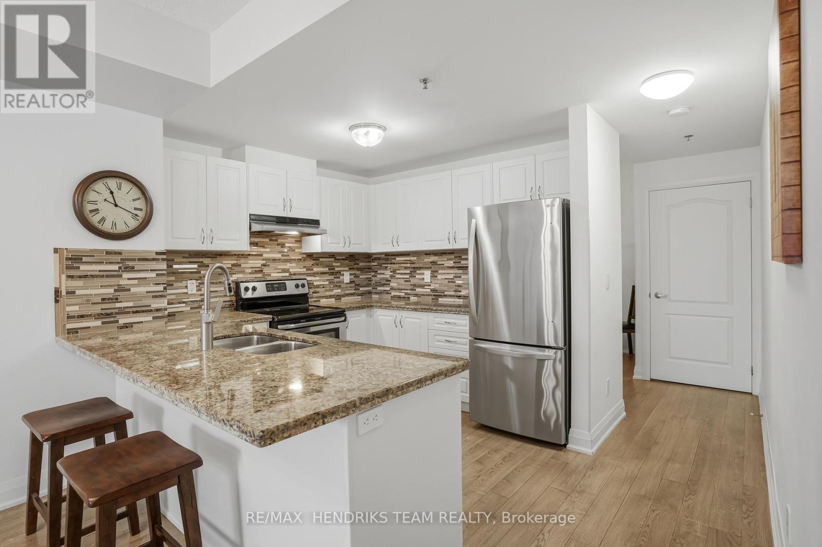 304 - 319 Highway 8, Hamilton, Ontario  L8G 0B1 - Photo 7 - X13438498