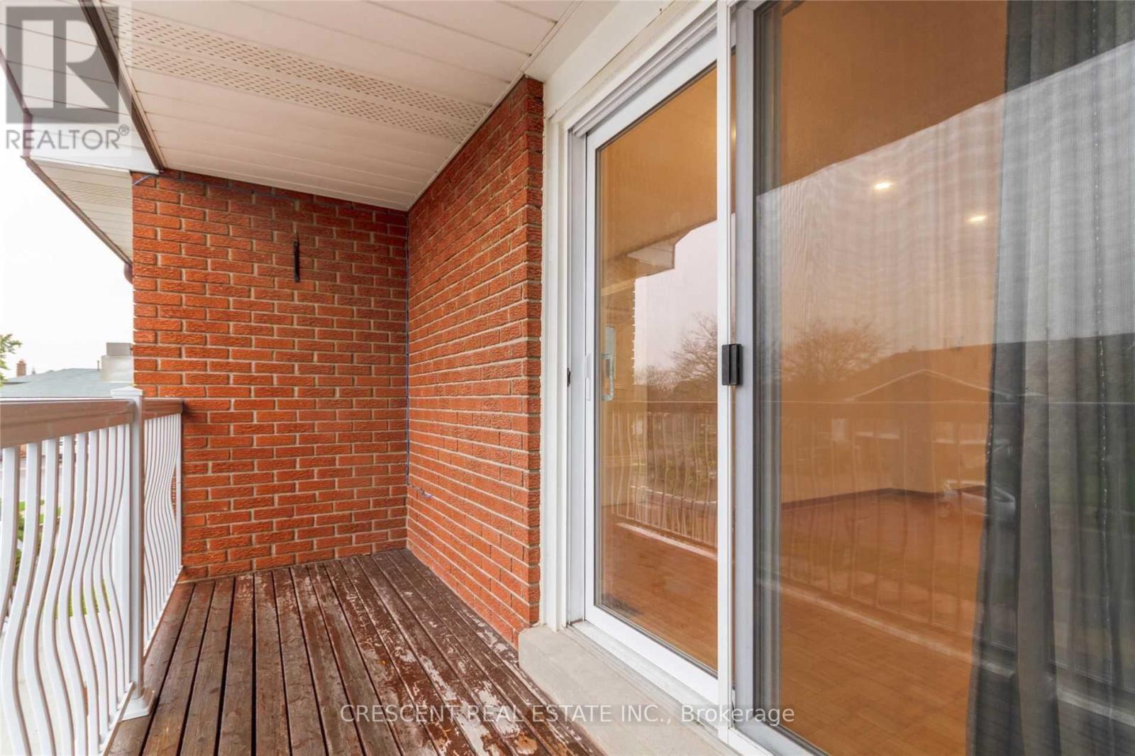 Upper - 4036 Dunmow Crescent, Mississauga, Ontario L4Z 1C9 - Photo 10 - W13438366