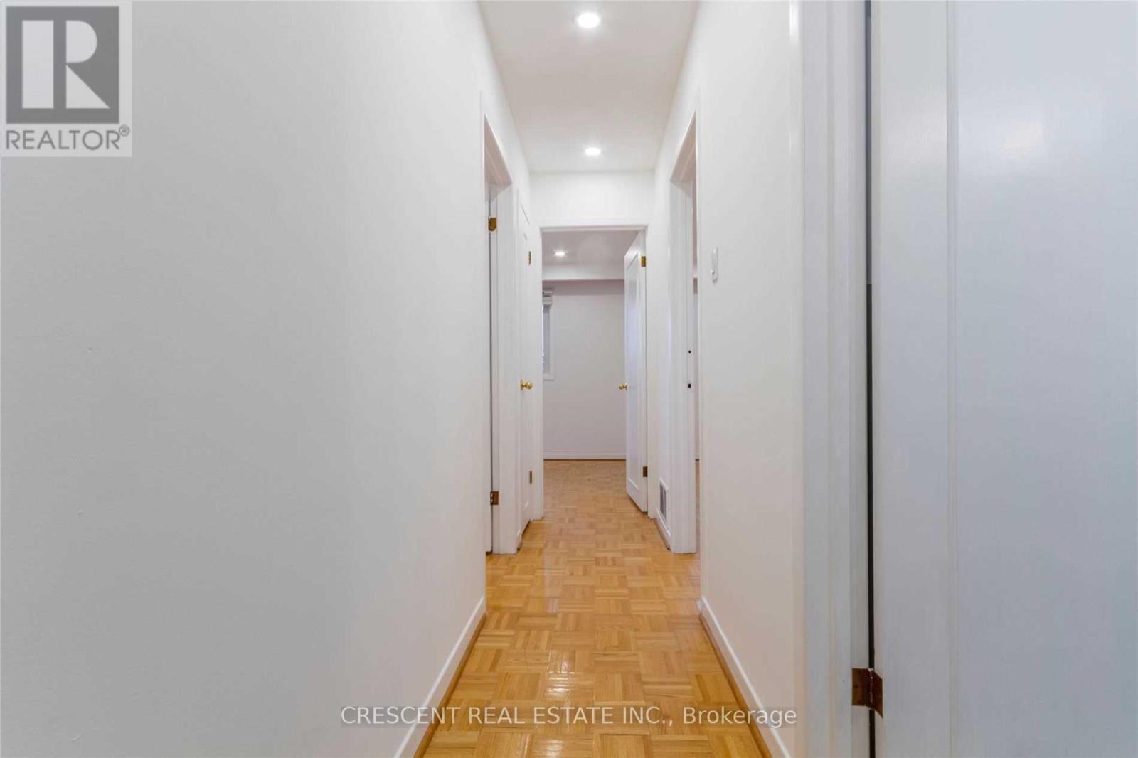 Upper - 4036 Dunmow Crescent, Mississauga, Ontario L4Z 1C9 - Photo 12 - W13438366