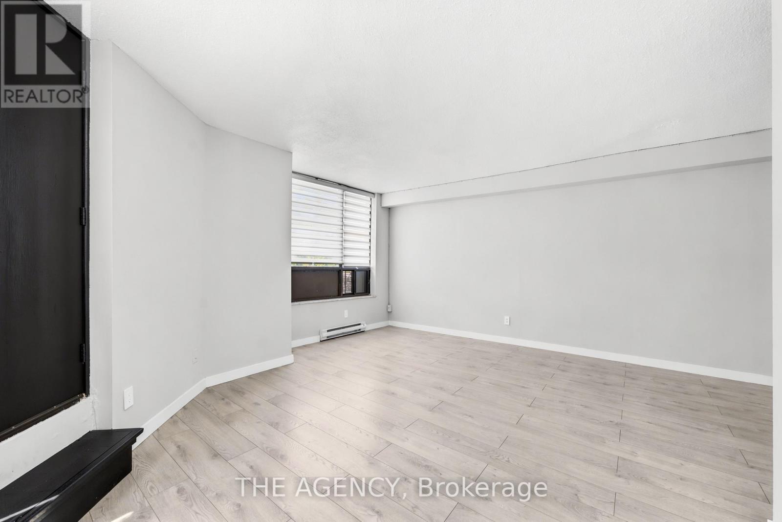 520a - 2350 Dundas Street W, Toronto, Ontario  M6P 4B1 - Photo 8 - W13438402