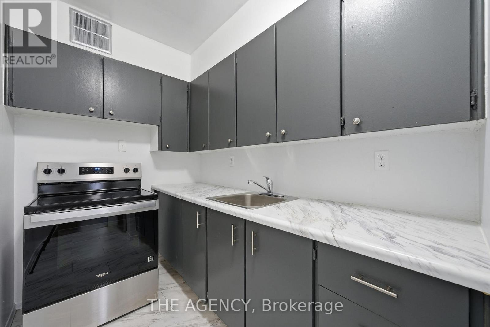 1003a - 2350 Dundas Street W, Toronto, Ontario  M6P 4B1 - Photo 7 - W13438418