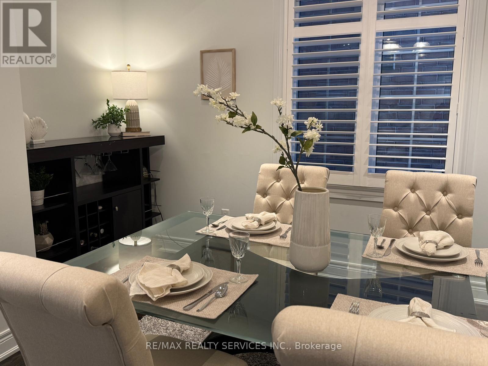 36 Attraction Drive, Brampton, Ontario L6Y 2Z8 - Photo 14 - W13438426