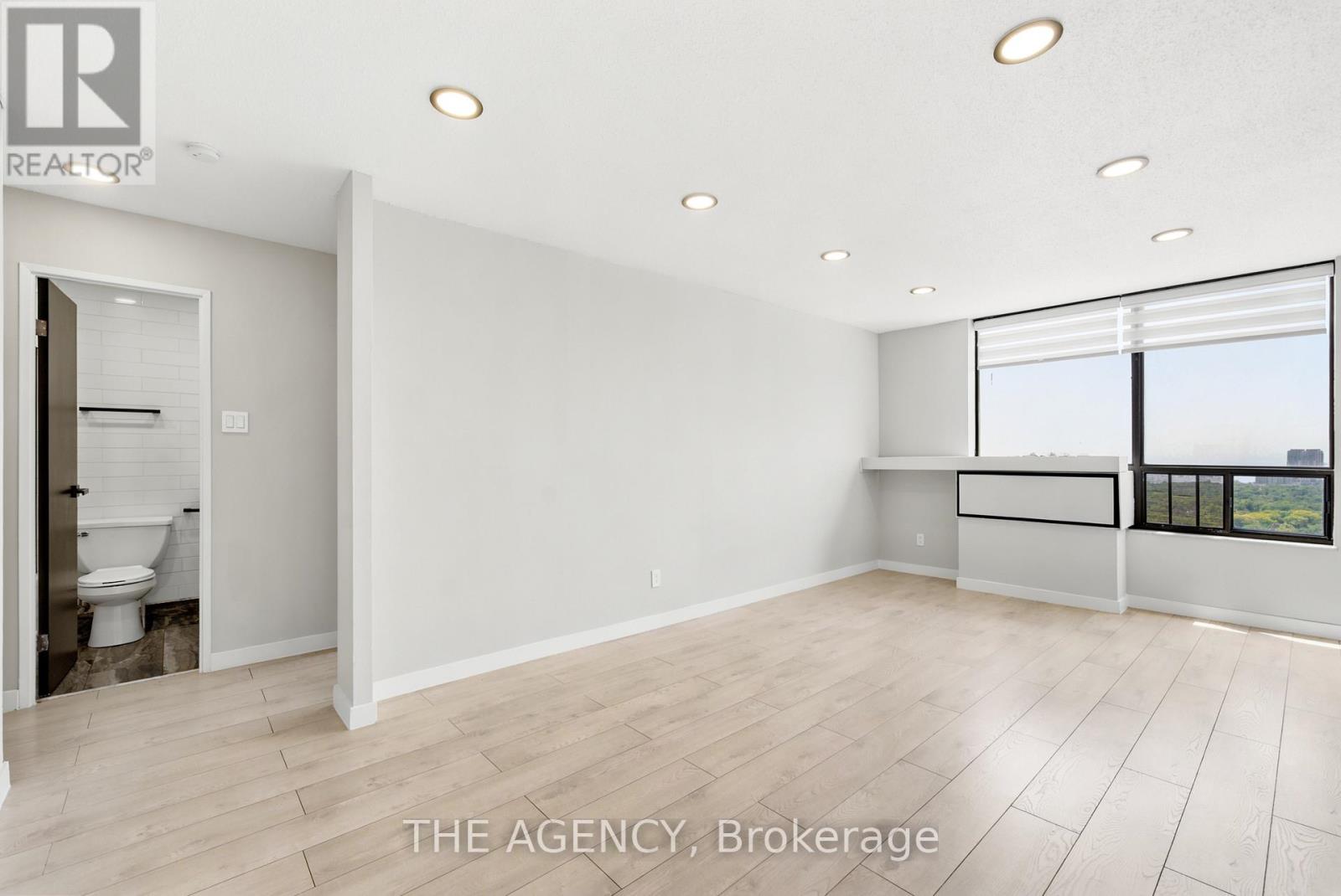 2911A - 2350 DUNDAS STREET W, toronto (high park north), Ontario