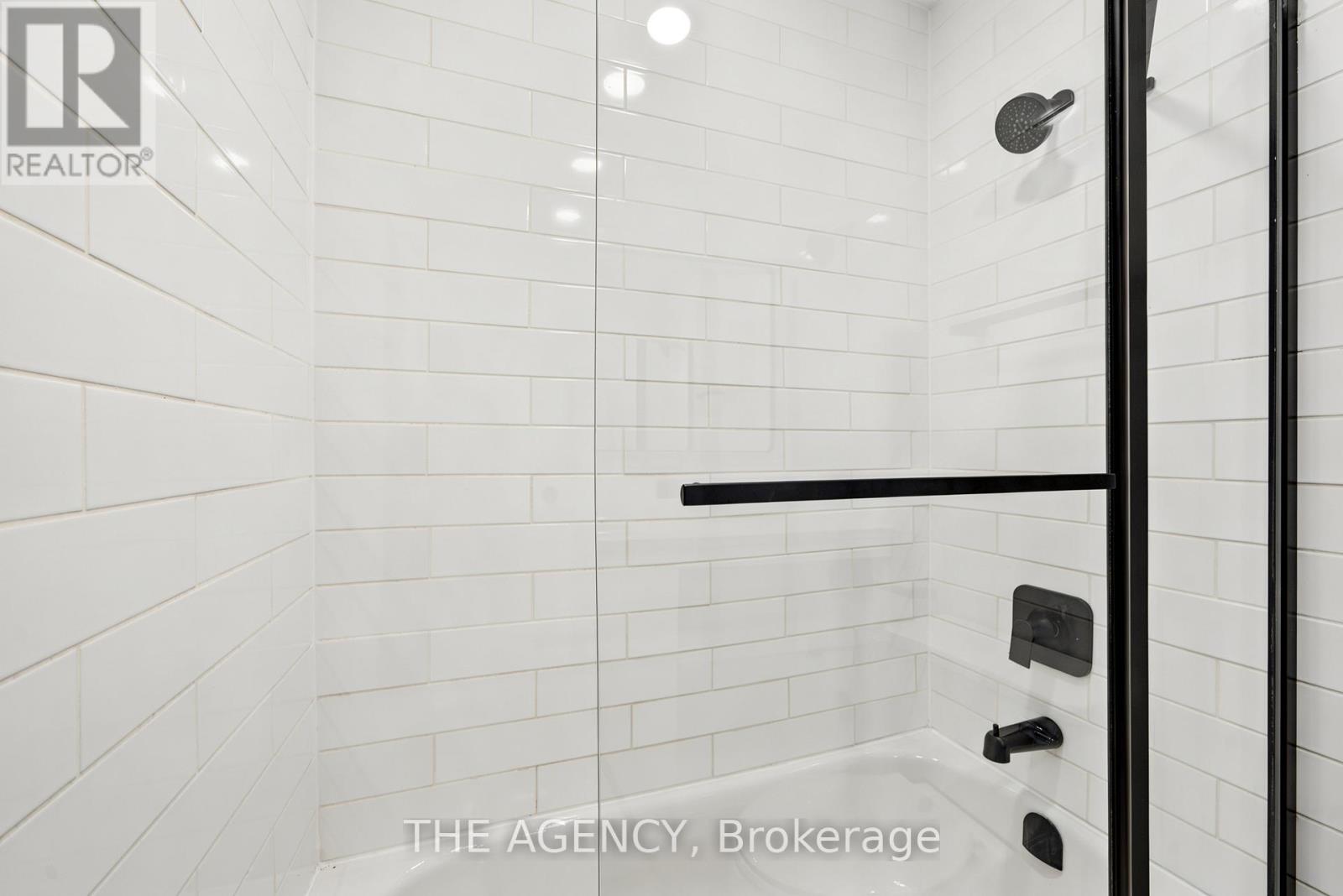 2911a - 2350 Dundas Street W, Toronto (High Park North), Ontario  M6P 4B1 - Photo 16 - W13438446