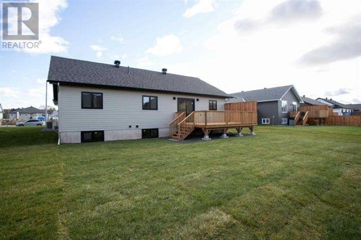 24 Noah Dr, Sault Ste. Marie, Ontario  P6C 6E6 - Photo 4 - SM261049