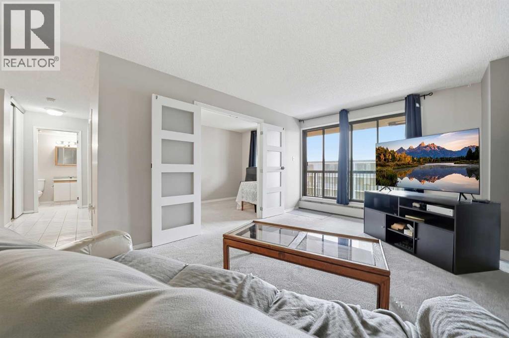 704, 718 12 Avenue SW, Calgary, Alberta