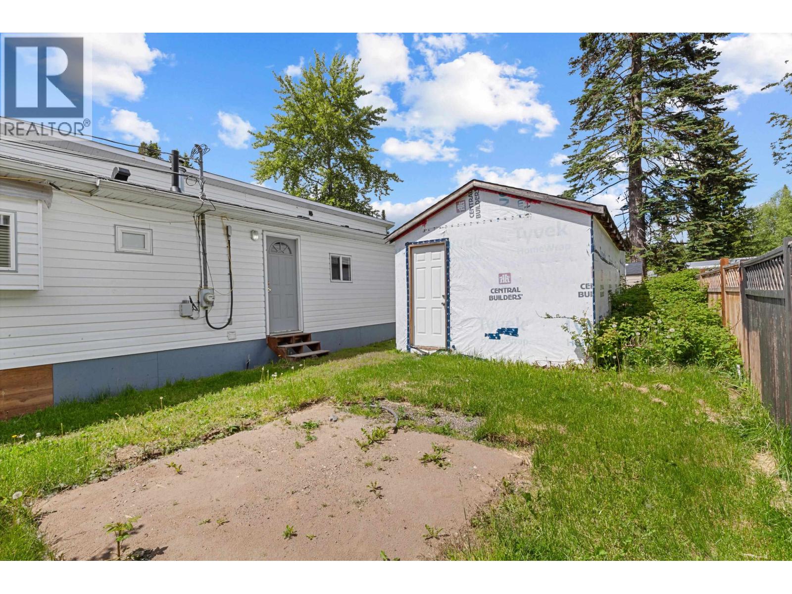 3596 Eden Drive, Prince George, British Columbia  V2K 2L4 - Photo 5 - R3135307