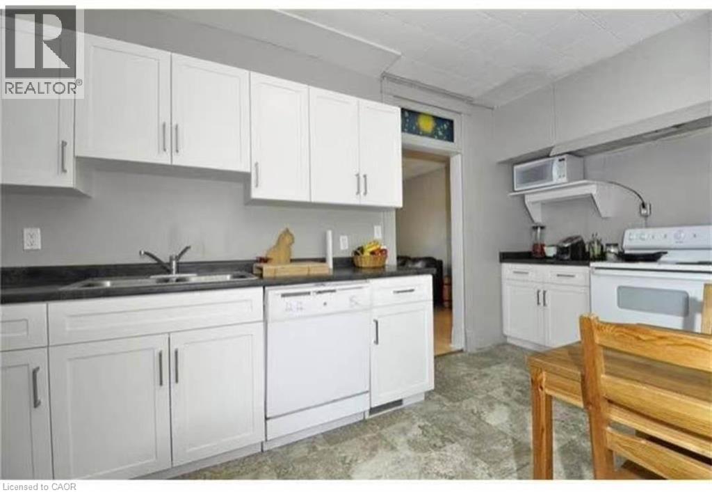 153 Dawson Street Unit# Room 3, Waterloo, Ontario  N2L 1R9 - Photo 5 - 40839392