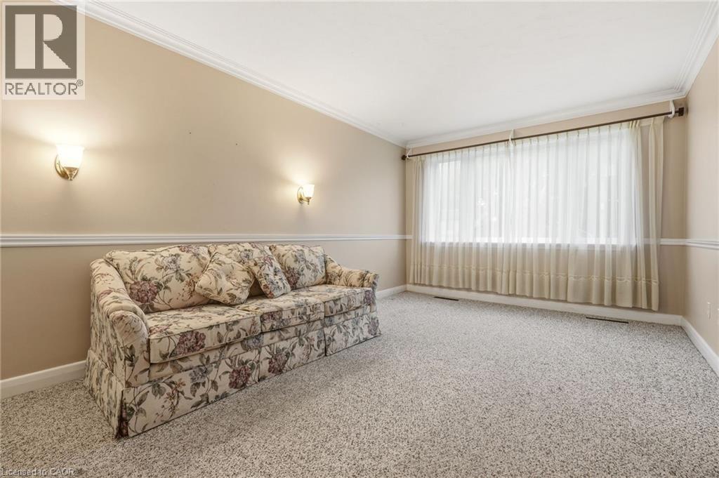 1059 Shepherds Drive, Burlington, Ontario  L7T 3R4 - Photo 9 - 40838585