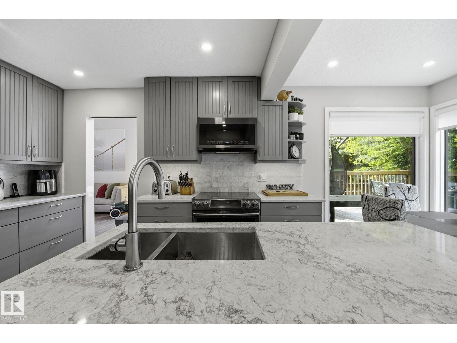 969 Rice Rd Nw, Edmonton, Alberta  T6R 1B1 - Photo 13 - E4493163