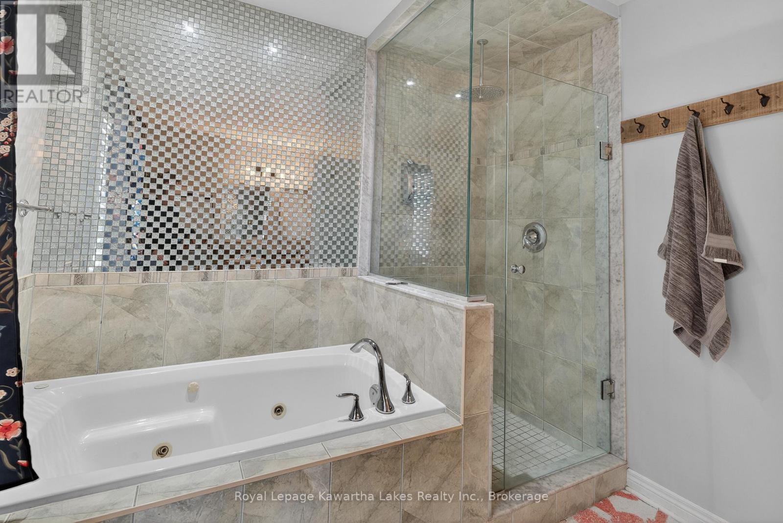 16 Flynn Avenue, Kawartha Lakes, Ontario  K9V 0B2 - Photo 33 - X13438762
