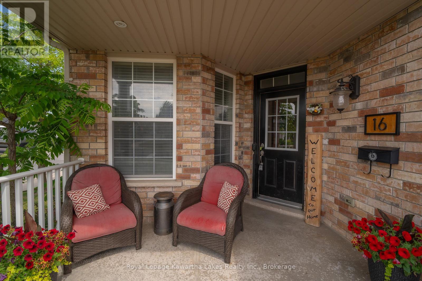 16 Flynn Avenue, Kawartha Lakes, Ontario  K9V 0B2 - Photo 6 - X13438762