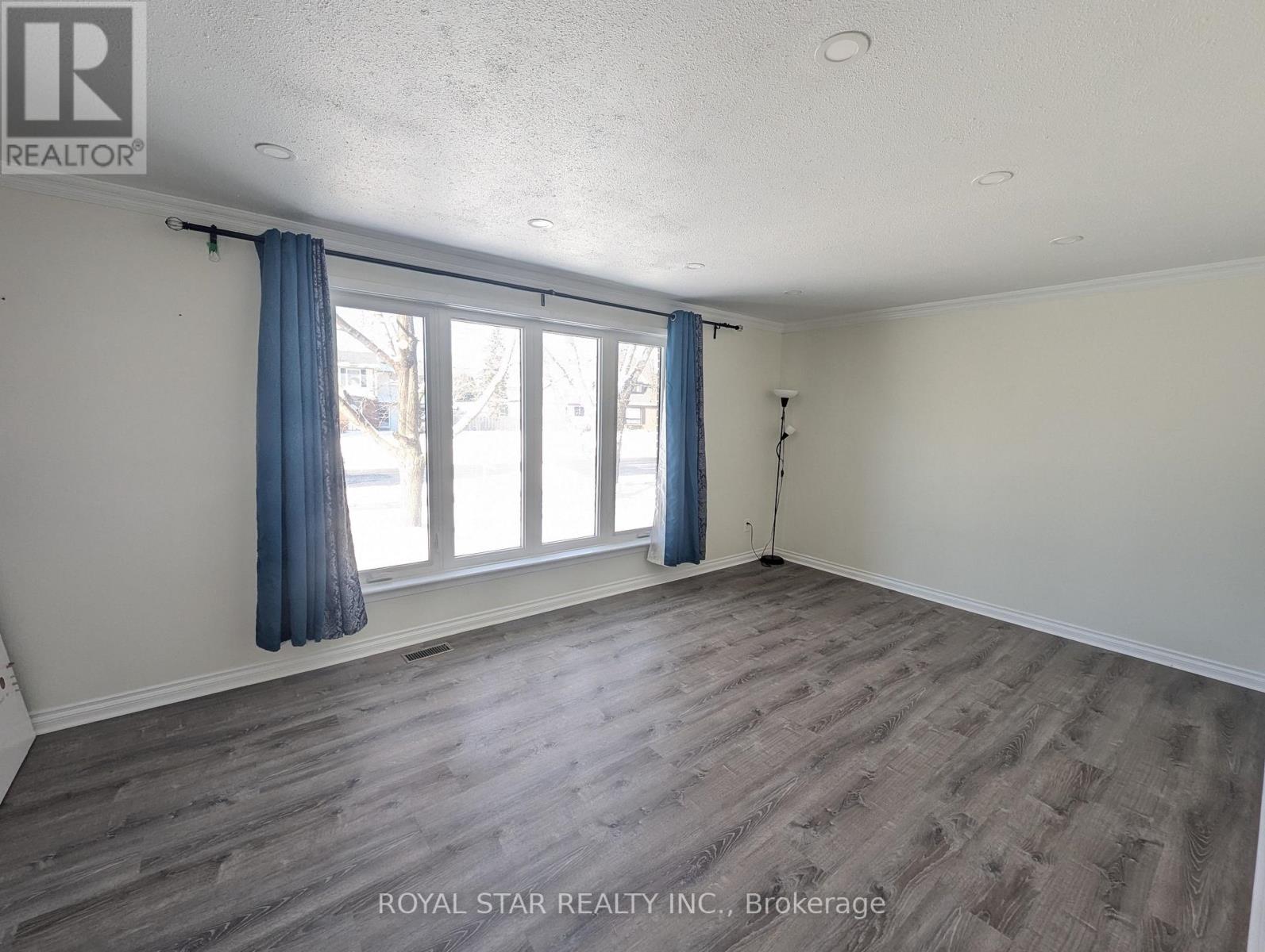 44 WINCHESTER DRIVE - Photo 4