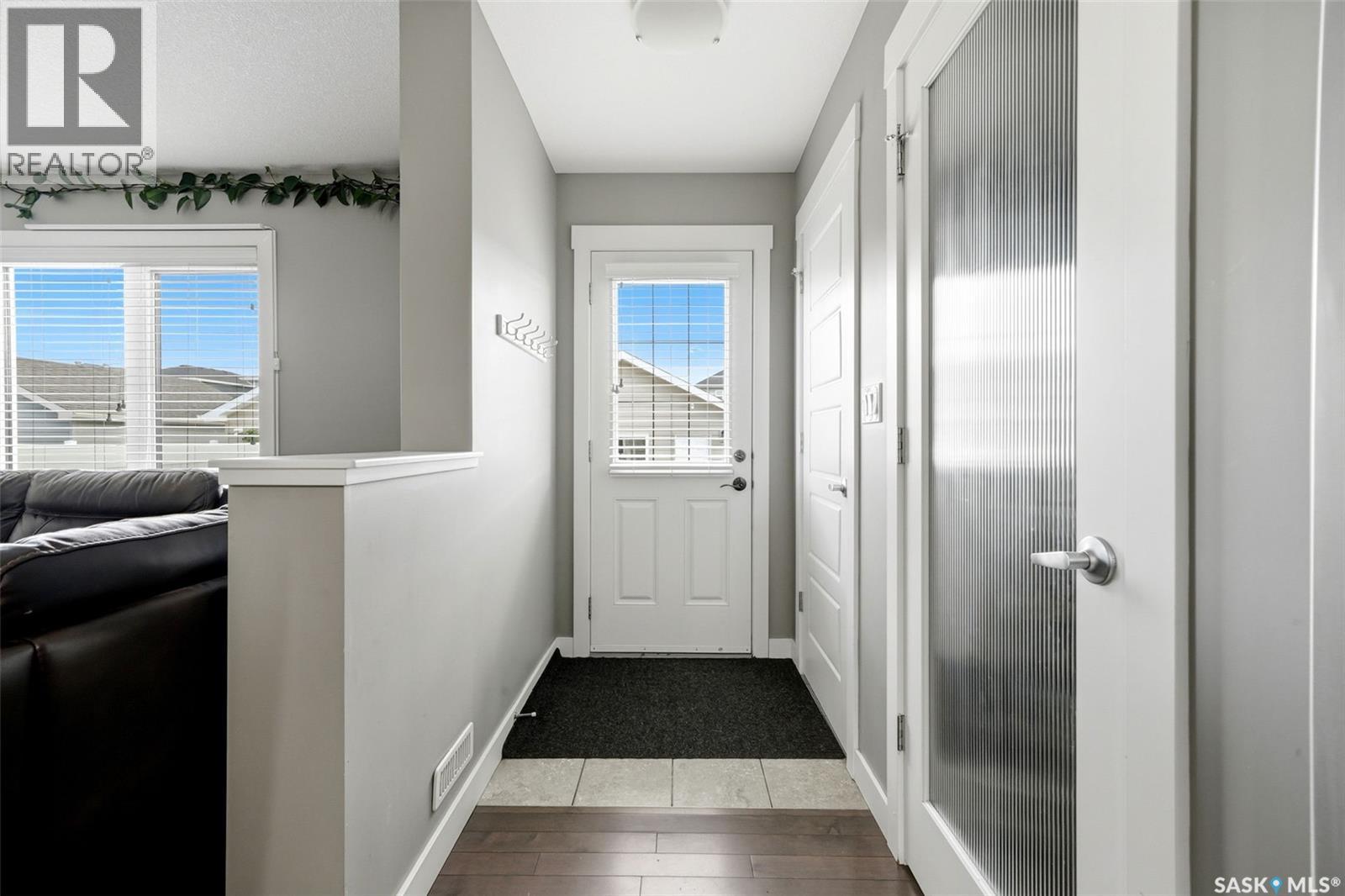 2905 Rochdale Boulevard, Regina, Saskatchewan  S4X 0N1 - Photo 4 - SK039273