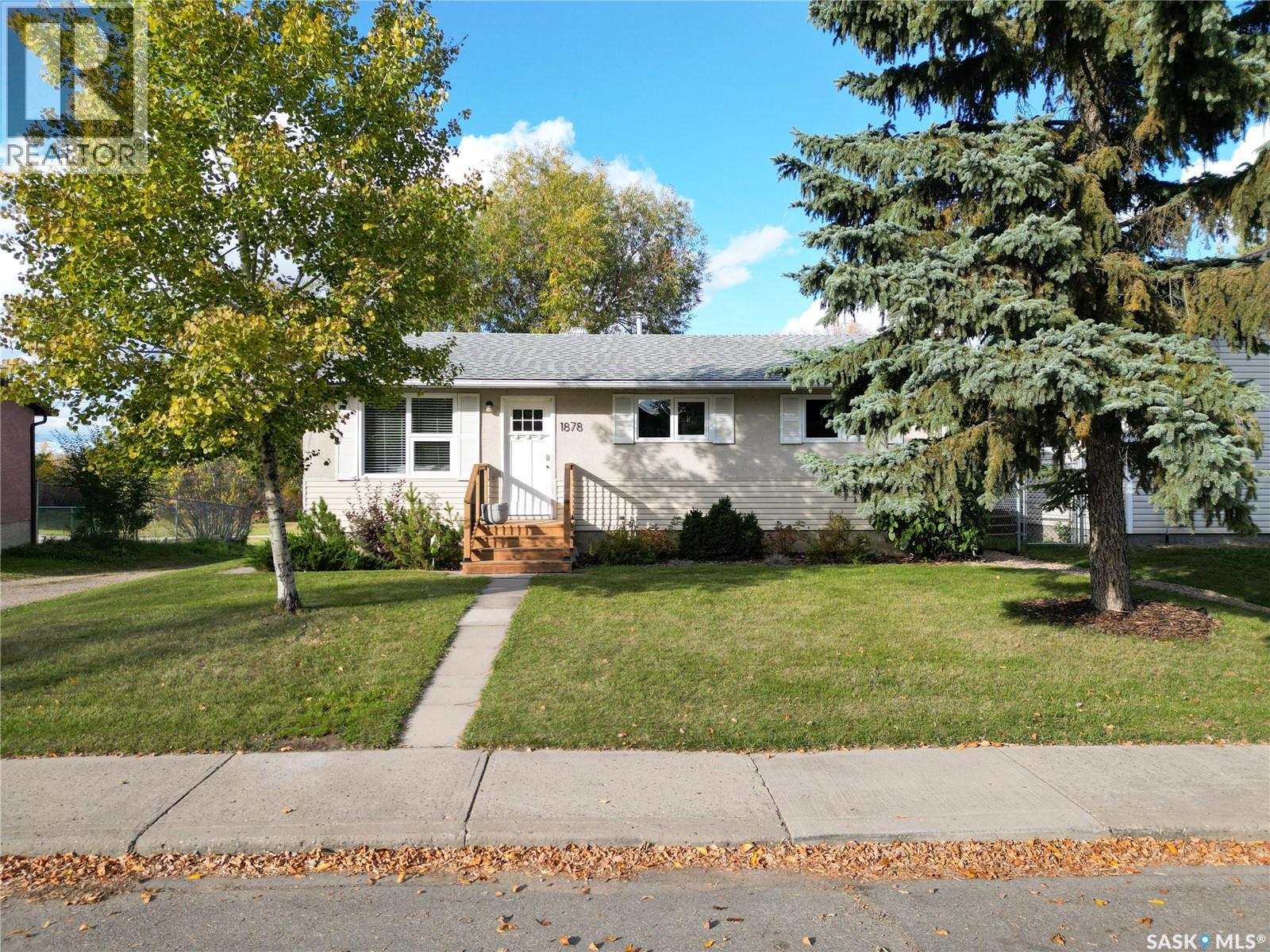 1878 13th STREET W, Prince Albert, Saskatchewan