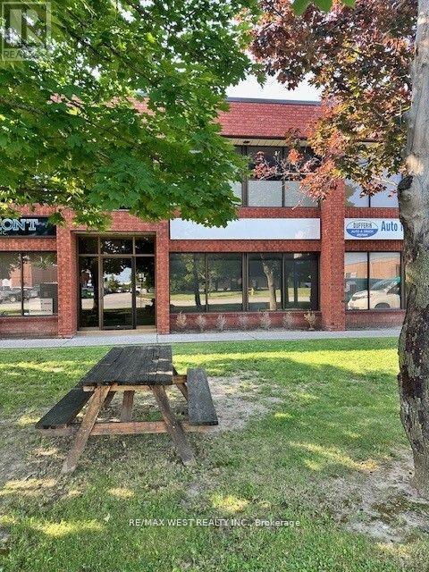 4B - 210 DRUMLIN CIRCLE, Vaughan, Ontario