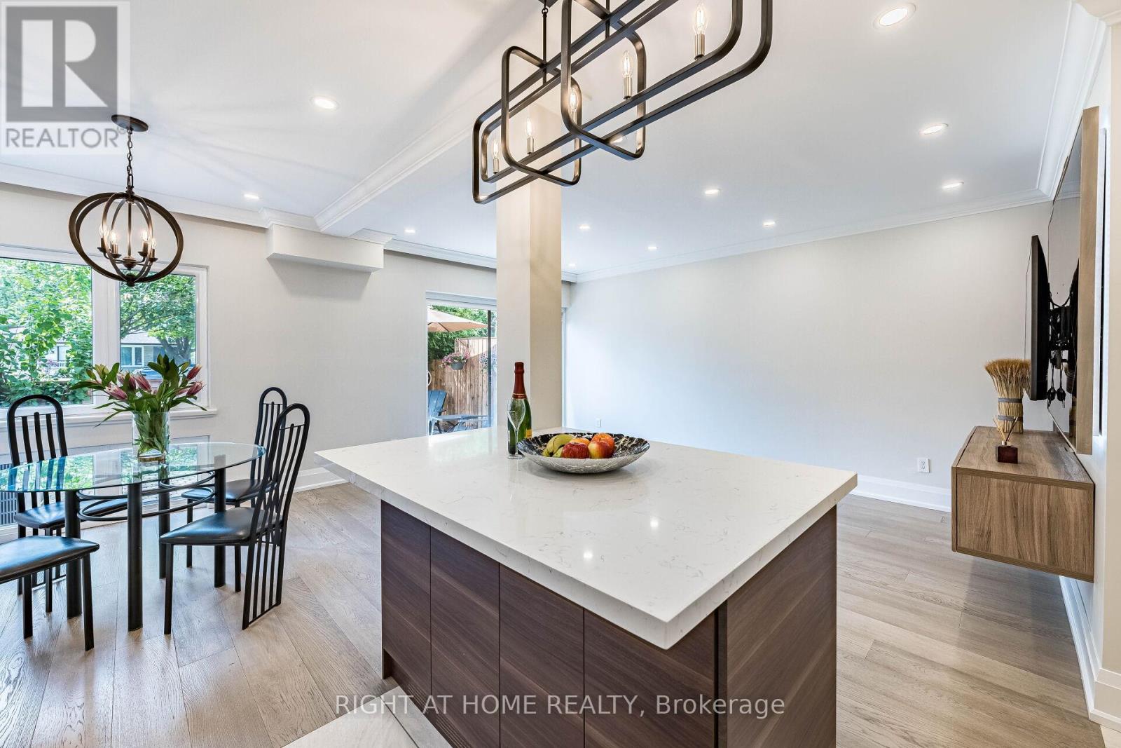 #5 - 1200 GRIPSHOLM ROAD, Mississauga, Ontario