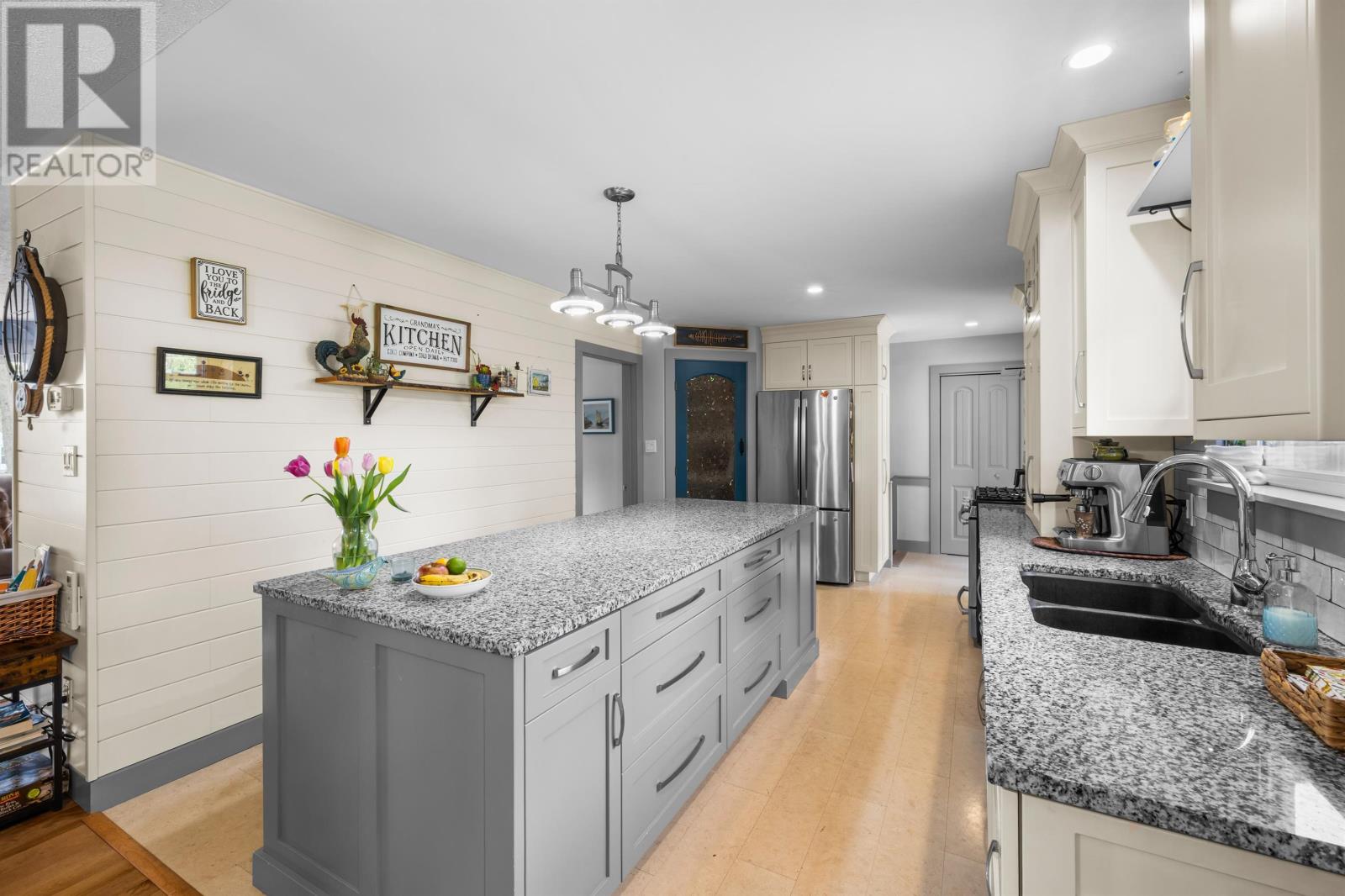 256 Mount Edward Road, Charlottetown, Prince Edward Island  C1A 5T7 - Photo 4 - 202614285