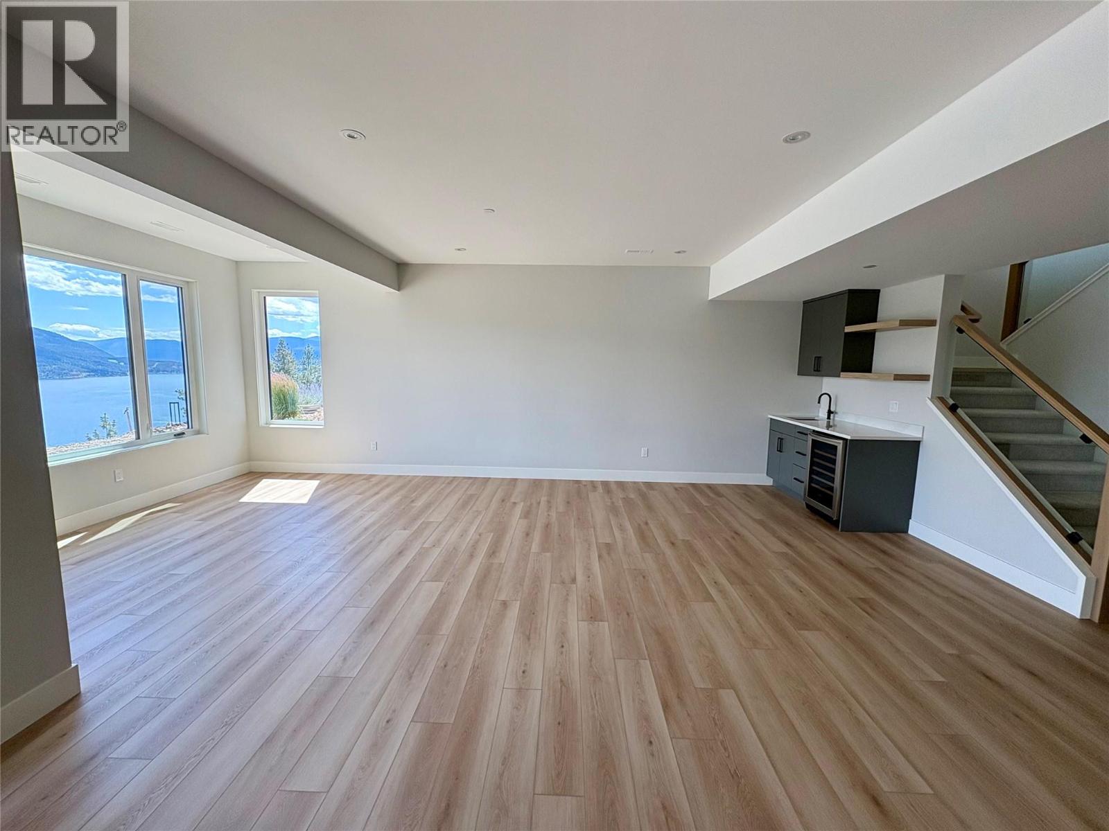 8828 Oxford Road, Vernon, British Columbia  V1H 2K8 - Photo 20 - 10366282