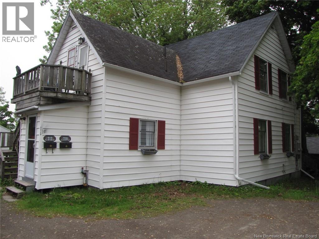 210-212 Pleasant Street, moncton, New Brunswick