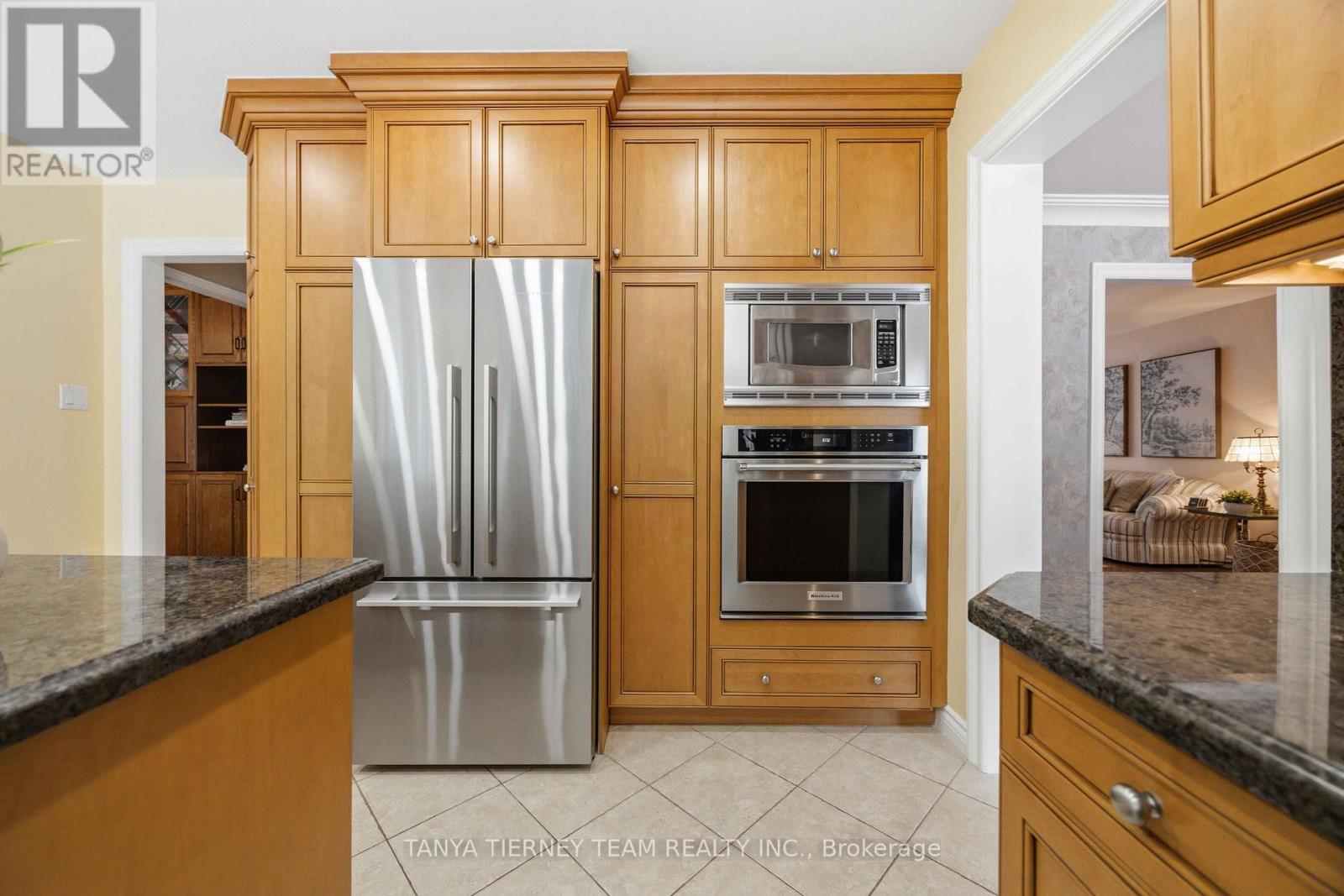 1255 Abbey Road, Pickering, Ontario  L1X 1W3 - Photo 11 - E13438670
