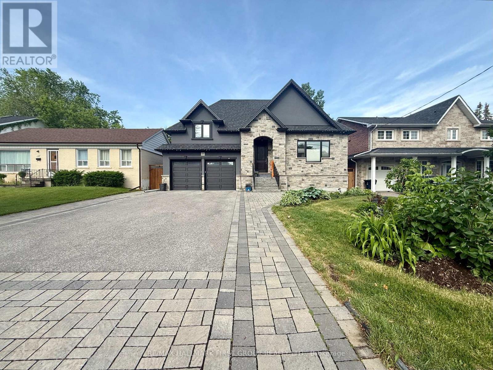 38 MUIR DRIVE, Toronto, Ontario