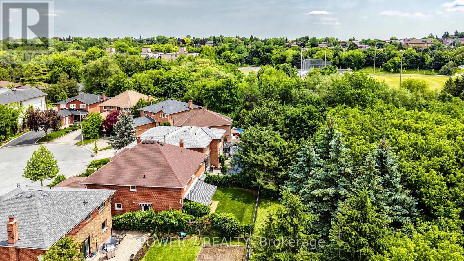 71 Canterbury Court, Richmond Hill, Ontario  L4C 8E7 - Photo 43 - N13438768
