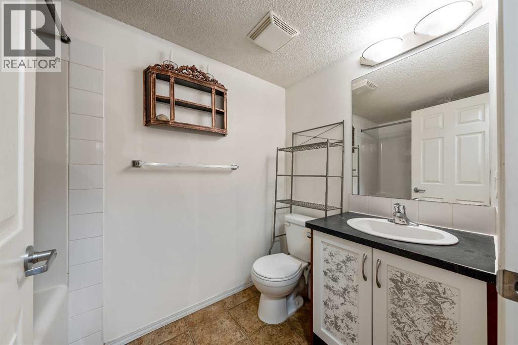 2132, 700 Willowbrook Road Nw, Airdrie, Alberta T4B 0L5 - Photo 10 - A2313161